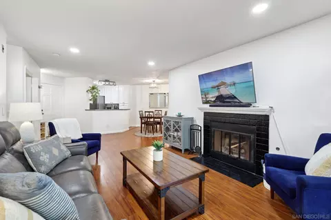 7224 Camino Degrazia #260, San Diego, CA 92111