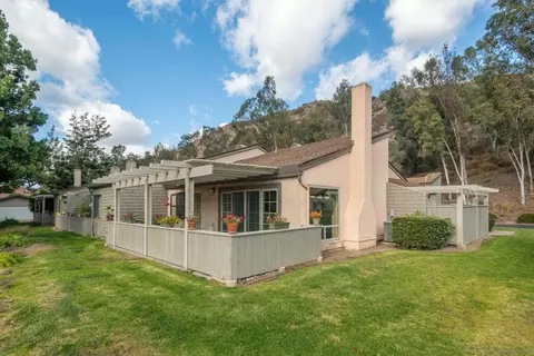 5707 Adobe Falls Rd #A, San Diego, CA 92120