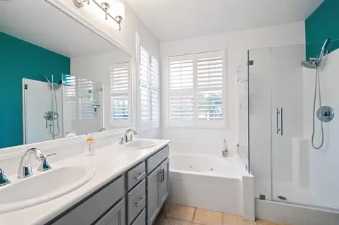 Bath - 532 Blue Jay, Oceanside, CA 92058 photo 2 of 2