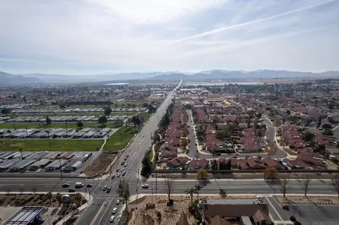 View/Area - 680 Boston, Hemet, CA 92545 photo 2 of 4