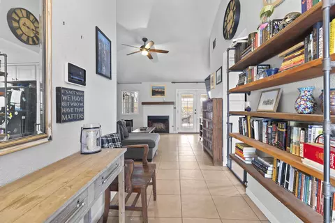Entry Way - 680 Boston, Hemet, CA 92545 photo 1 of 1