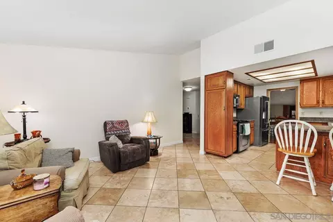 1621 N Ash St, Escondido, CA 92027 photo 7