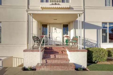 1300 W Walnut, San Diego, CA 92103