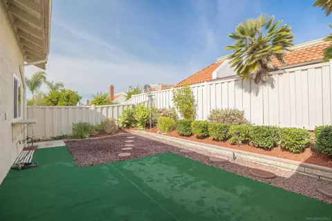Exterior - 4242 Dusk Ln, Oceanside, CA 92056 photo 4 of 6