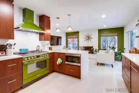 4901 Defiance Way, San Diego, CA 92115