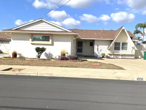 4950 Mount Casas Dr, San Diego, CA 92117
