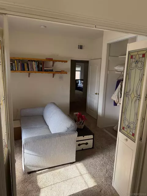 385 Point Windemere Pl, Oceanside, CA 92057 photo 4