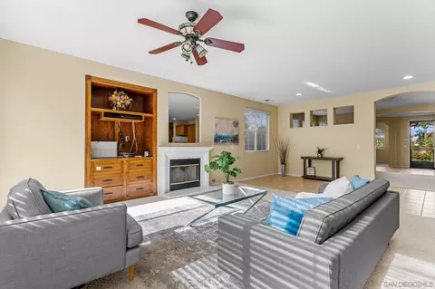 4905 Verona St, Oceanside, CA 92056 photo 11