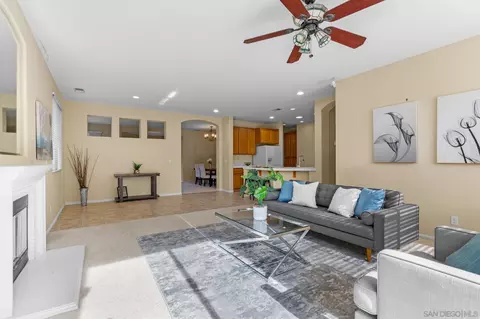 4905 Verona St, Oceanside, CA 92056 photo 4