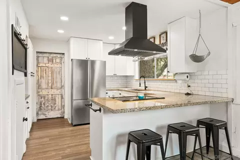 Kitchen - 7705 Calle De Alcalde, Pine Valley, CA 91962 photo 2 of 3