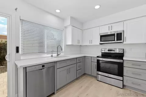 Kitchen - 2708 Via Roberto, Carlsbad, CA 92010 photo 2 of 2