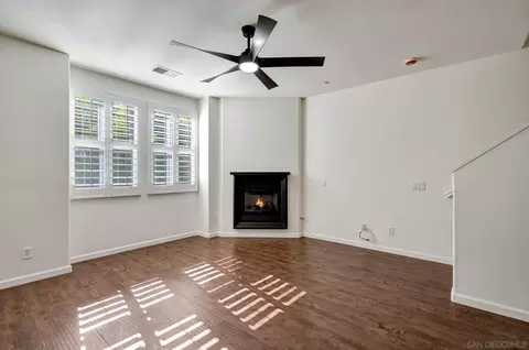 Living - 140 Via Montisi, Santee, CA 92071 photo 2 of 4