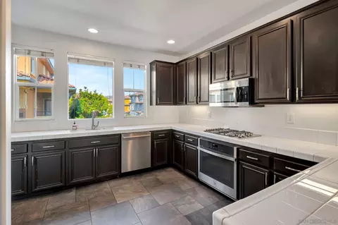 Kitchen - 140 Via Montisi, Santee, CA 92071 photo 2 of 5