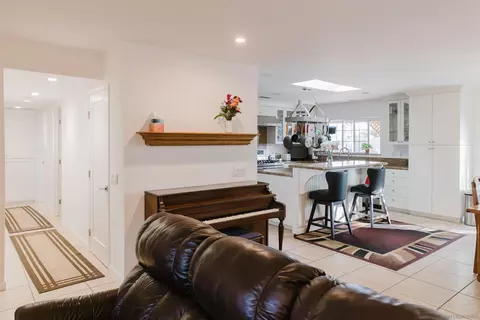 Entry Way - 9925 Summertree Ln, Santee, CA 92071 photo 2 of 3