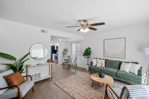 11913 Royal Rd #G, El Cajon, CA 92021