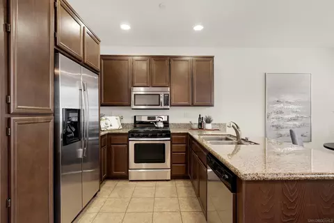 10127 Little Leaf Ln, Santee, CA 92071 photo 14