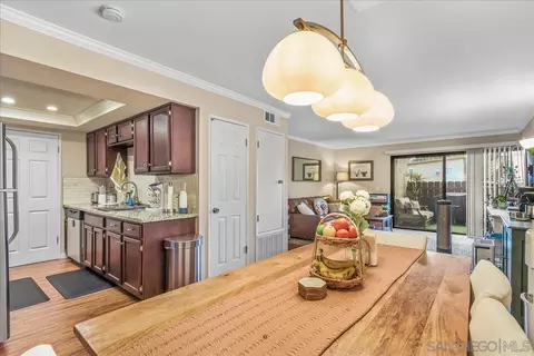 8000 University Ave #304, La Mesa, CA 91942