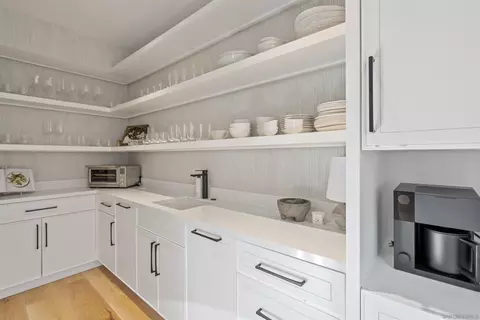 442 Westbourne St #E, La Jolla, CA 92037 photo 11