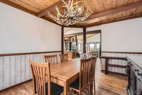Dining - 3975 Highland Dr, Carlsbad, CA 92008 photo 2 of 2