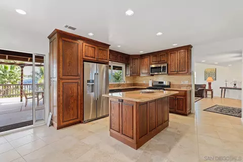 3537 Hartzel Crst, Spring Valley, CA 91977 photo 8