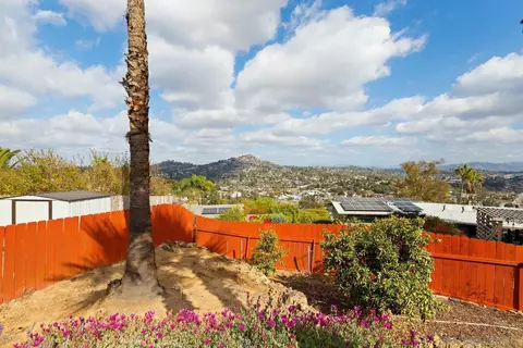 3537 Hartzel Crst, Spring Valley, CA 91977 photo 25