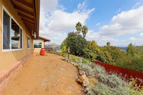 3537 Hartzel Crst, Spring Valley, CA 91977 photo 22