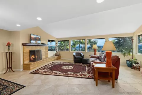 3537 Hartzel Crst, Spring Valley, CA 91977 photo 3