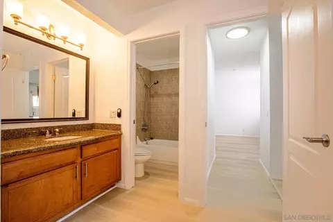 Bath - 615 Fredricks Ave #101, Oceanside, CA 92058 photo 1 of 3