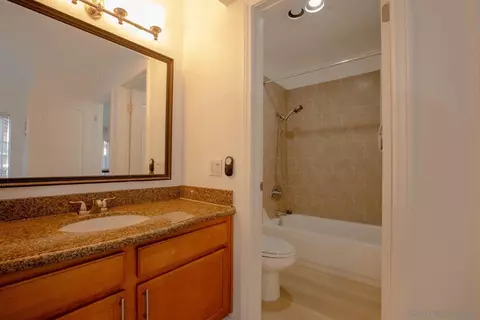 Bath - 615 Fredricks Ave #101, Oceanside, CA 92058 photo 2 of 3