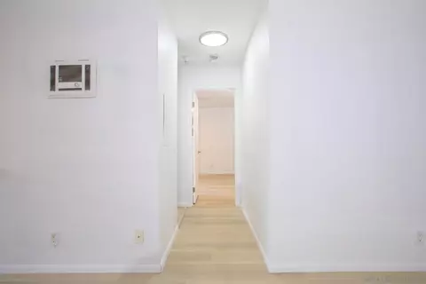 Entry Way - 615 Fredricks Ave #101, Oceanside, CA 92058 photo 1 of 3