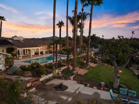Exterior - 2331 Royal Crest Dr, Escondido, CA 92025 photo 15 of 17