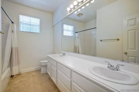 Bath - 16938 Obsidian Dr, Ramona, CA 92065 photo 1 of 1
