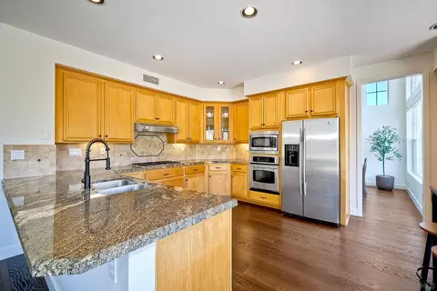 Kitchen - 16938 Obsidian Dr, Ramona, CA 92065 photo 1 of 2