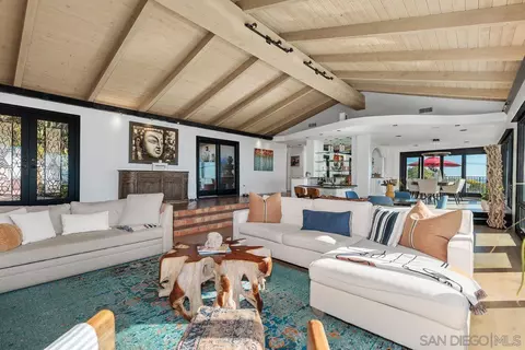 Living - 7151 Babilonia St, Carlsbad, CA 92009 photo 4 of 4
