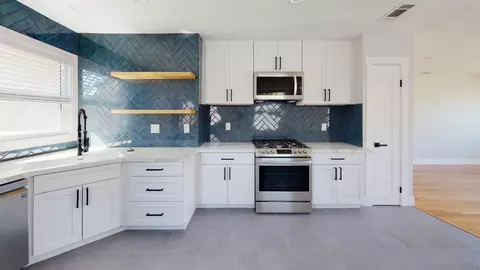 419 H Ave, Coronado, CA 92118 photo 8
