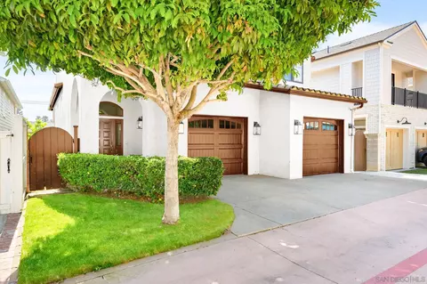 Exterior - 629 Adella Ln, Coronado, CA 92118 photo 4 of 4