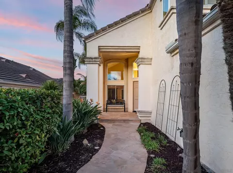 2104 View Crest Gln, Escondido, CA 92026 photo 3