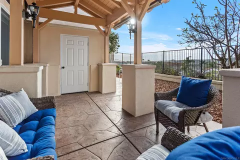 1083 Vista Pointe Blvd, Oceanside, CA 92057 photo 33