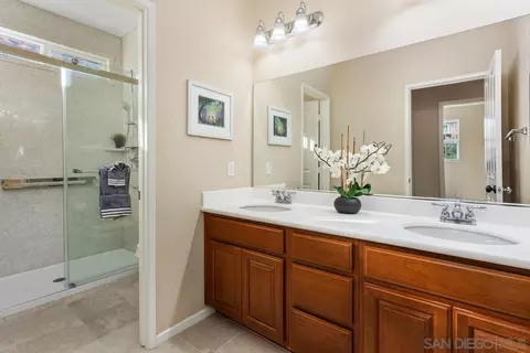 1083 Vista Pointe Blvd, Oceanside, CA 92057 photo 32