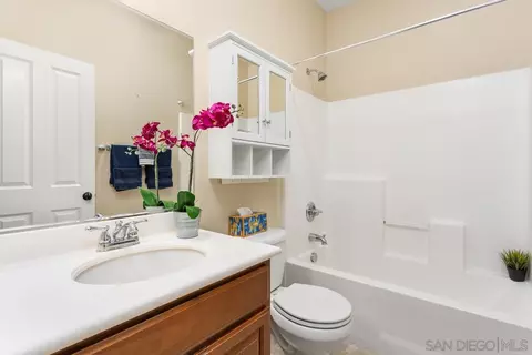 1083 Vista Pointe Blvd, Oceanside, CA 92057 photo 29