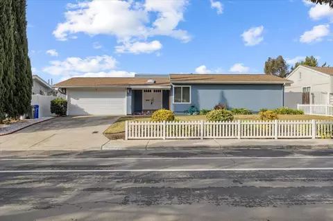 Exterior - 13350 Carriage Rd, Poway, CA 92064 photo 2 of 7