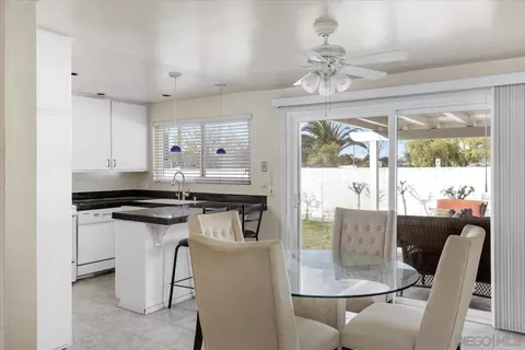 Dining - 13350 Carriage Rd, Poway, CA 92064 photo 2 of 3