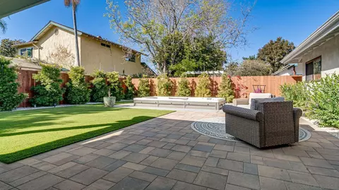 Exterior - 14146 Recuerdo, Del Mar, CA 92014 photo 7 of 17