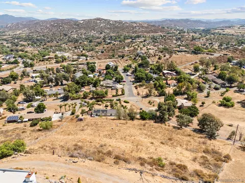 988 Neighborly Ln, Ramona, CA 92065 photo 34