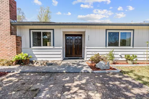 988 Neighborly Ln, Ramona, CA 92065