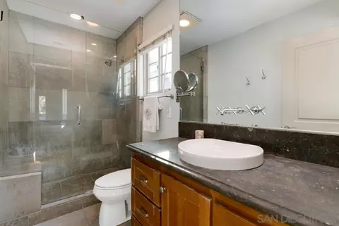 Bath - 445 E Ave, Coronado, CA 92118 photo 3 of 3