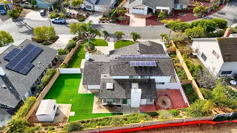 View/Area - 624 Nardito Ln, Solana Beach, CA 92075 photo 3 of 3