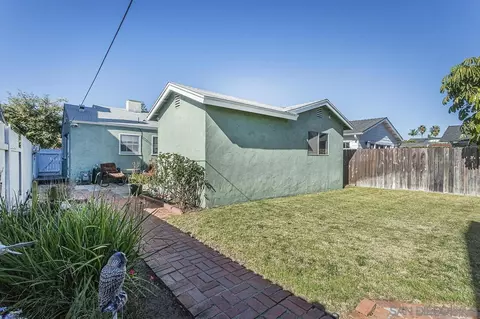 Exterior - 461 J Ave, Coronado, CA 92118 photo 6 of 7