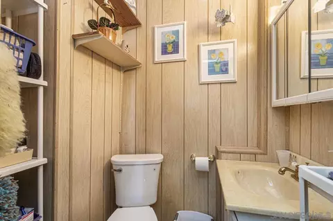 Bath - 461 J Ave, Coronado, CA 92118 photo 2 of 2