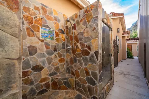 Exterior - 4703 Briana Ct, Fallbrook, CA 92028 photo 10 of 18